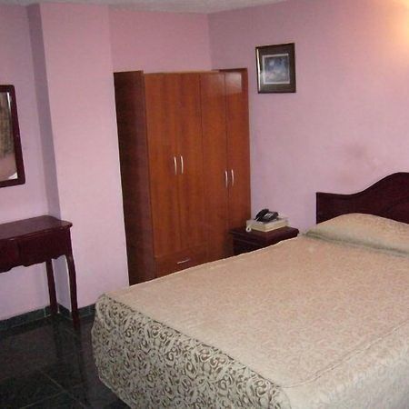 Hotel Covadonga Панама Сити Екстериор снимка